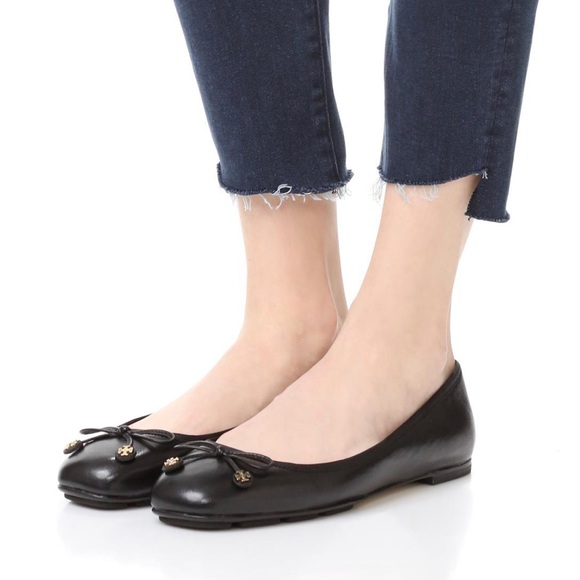 Tory Burch Laila Driver Ballet - Picture 1 of 7